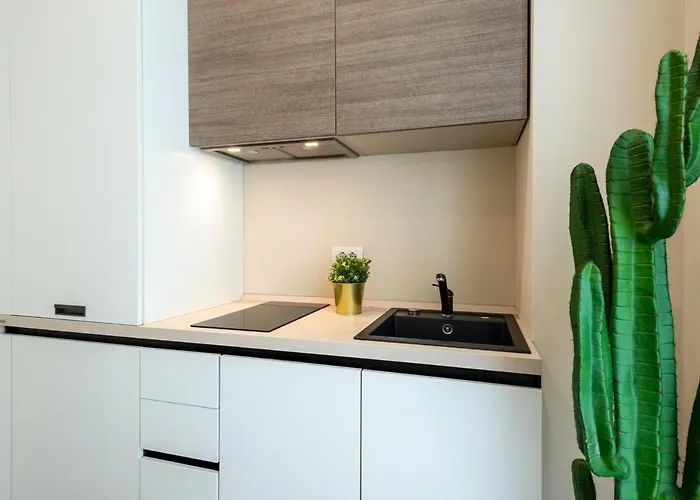 Duomo s B Home - Quiet Two Bedrooms&Bathroom